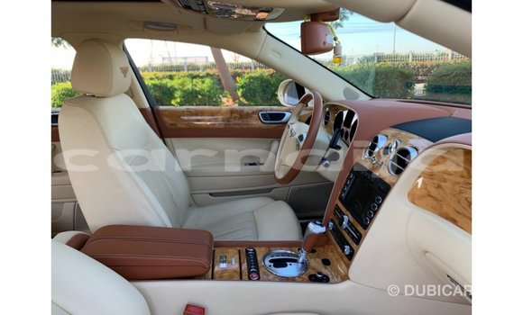 Acheter Import Voiture Bentley Continental Flying Spur Beige à Import - Dubai, État d'Abia Acheter Import Voiture Bentley Continental Flying Spur Beige à Import - Dubai, État d'Abia