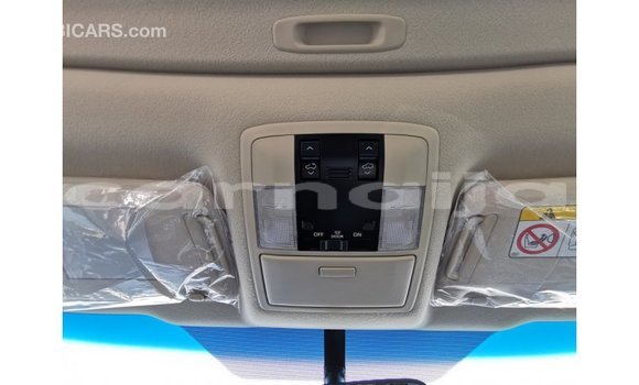 Acheter Import Voiture Toyota Prado Blanc à Import - Dubai, État d'Abia Acheter Import Voiture Toyota Prado Blanc à Import - Dubai, État d'Abia