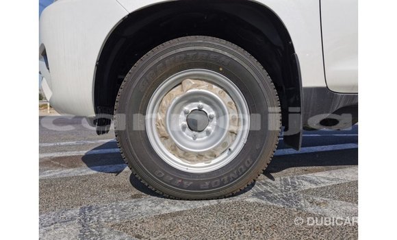 Acheter Import Voiture Toyota Prado Blanc à Import - Dubai, État d'Abia Acheter Import Voiture Toyota Prado Blanc à Import - Dubai, État d'Abia