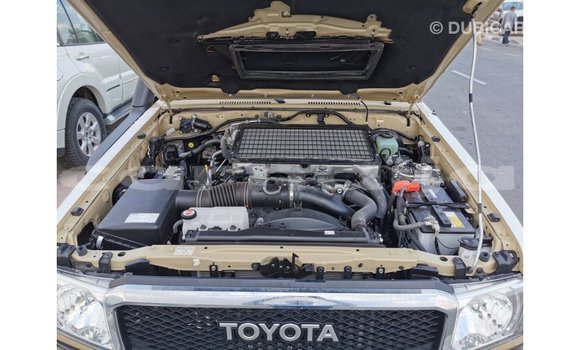 Buy Import Toyota Land Cruiser Beige Car in Import - Dubai in Abia State Buy Import Toyota Land Cruiser Beige Car in Import - Dubai in Abia State