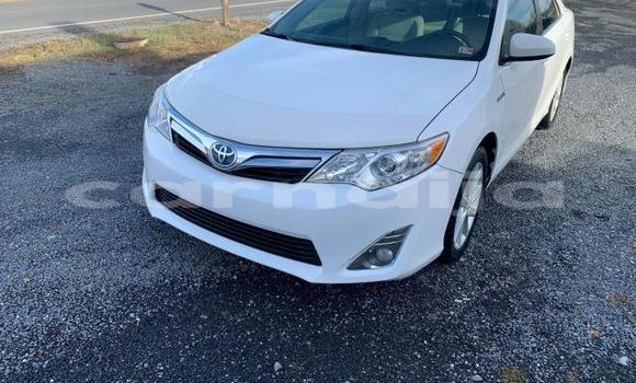Buy New Toyota Camry White Car in Enugu in Enugu State Buy New Toyota Camry White Car in Enugu in Enugu State