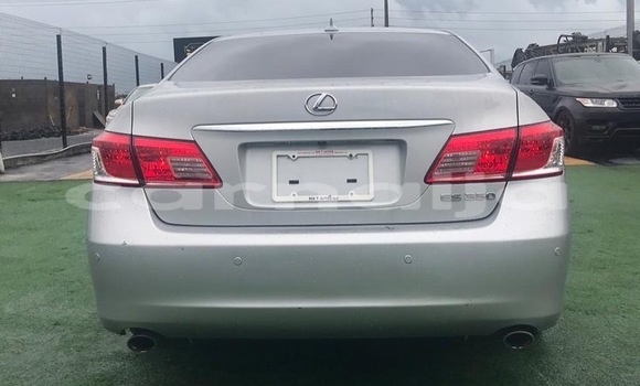 Acheter Occasion Voiture Lexus ES Gris à Benin City, Edo Acheter Occasion Voiture Lexus ES Gris à Benin City, Edo