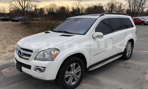 Acheter Neuf Voiture Mercedes-Benz ML–Class Blanc à Abuja, État de Lagos Acheter Neuf Voiture Mercedes-Benz ML–Class Blanc à Abuja, État de Lagos