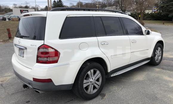 Acheter Neuf Voiture Mercedes-Benz ML–Class Blanc à Abuja, État de Lagos Acheter Neuf Voiture Mercedes-Benz ML–Class Blanc à Abuja, État de Lagos