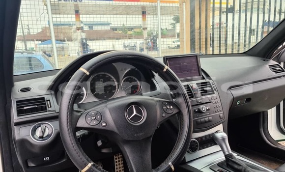 Buy Used Mercedes-Benz C–Class White Car in Lagos in Lagos State Buy Used Mercedes-Benz C–Class White Car in Lagos in Lagos State