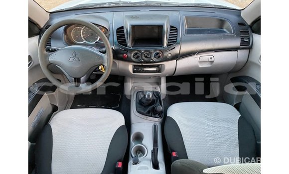 Buy Import Mitsubishi L200 White Car in Import - Dubai in Abia State Buy Import Mitsubishi L200 White Car in Import - Dubai in Abia State