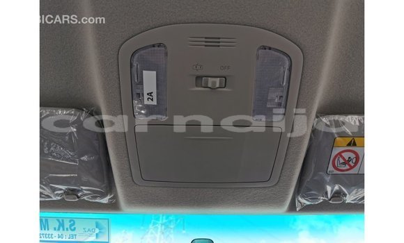 Buy Import Toyota Hilux White Car in Import - Dubai in Abia State Buy Import Toyota Hilux White Car in Import - Dubai in Abia State