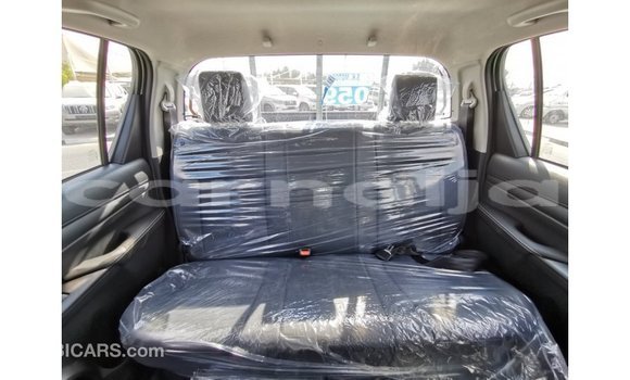 Buy Import Toyota Hilux White Car in Import - Dubai in Abia State Buy Import Toyota Hilux White Car in Import - Dubai in Abia State