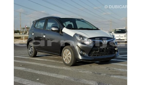 Buy Import Toyota HiAce Other Truck in Import - Dubai in Abia State Buy Import Toyota HiAce Other Truck in Import - Dubai in Abia State