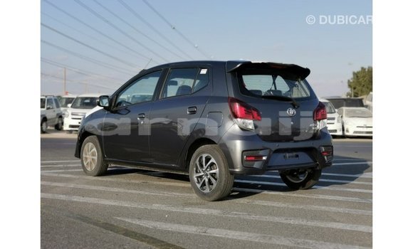 Buy Import Toyota HiAce Other Truck in Import - Dubai in Abia State Buy Import Toyota HiAce Other Truck in Import - Dubai in Abia State