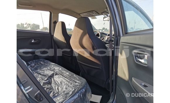 Buy Import Toyota HiAce Other Truck in Import - Dubai in Abia State Buy Import Toyota HiAce Other Truck in Import - Dubai in Abia State