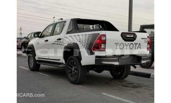 Buy Import Toyota Hilux White Car in Import - Dubai in Abia State Buy Import Toyota Hilux White Car in Import - Dubai in Abia State