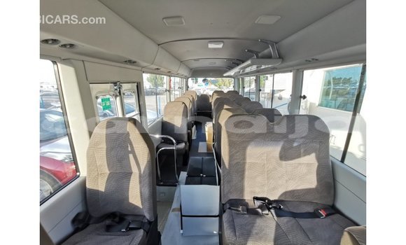 Buy Import Toyota Coaster White Car in Import - Dubai in Abia State Buy Import Toyota Coaster White Car in Import - Dubai in Abia State