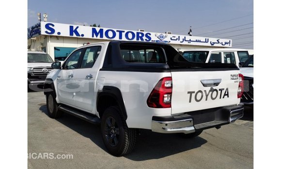Buy Import Toyota Hilux White Car in Import - Dubai in Abia State Buy Import Toyota Hilux White Car in Import - Dubai in Abia State
