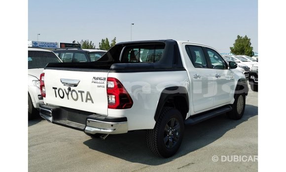 Buy Import Toyota Hilux White Car in Import - Dubai in Abia State Buy Import Toyota Hilux White Car in Import - Dubai in Abia State