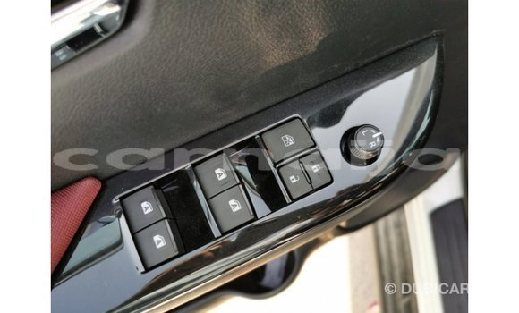 Buy Import Toyota Hilux White Car in Import - Dubai in Abia State Buy Import Toyota Hilux White Car in Import - Dubai in Abia State