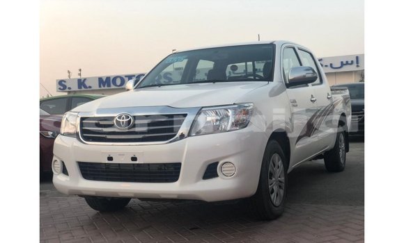 Buy Import Toyota Hilux White Car in Import - Dubai in Abia State Buy Import Toyota Hilux White Car in Import - Dubai in Abia State