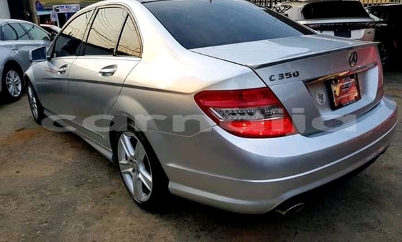Acheter Occasion Voiture Mercedes-Benz C–Class Gris à Agbara, Ogun Acheter Occasion Voiture Mercedes-Benz C–Class Gris à Agbara, Ogun