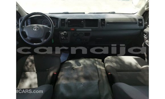 Acheter Import Voiture Toyota Hiace Blanc à Import - Dubai, État d'Abia Acheter Import Voiture Toyota Hiace Blanc à Import - Dubai, État d'Abia