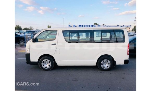 Buy Import Toyota Hiace White Car in Import - Dubai in Abia State Buy Import Toyota Hiace White Car in Import - Dubai in Abia State