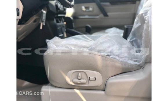 Buy Import Mitsubishi Pajero White Car in Import - Dubai in Abia State Buy Import Mitsubishi Pajero White Car in Import - Dubai in Abia State