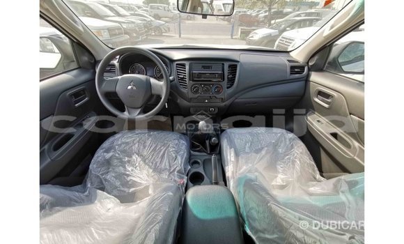 Buy Import Mitsubishi L200 White Car in Import - Dubai in Abia State Buy Import Mitsubishi L200 White Car in Import - Dubai in Abia State