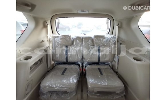 Acheter Import Voiture Toyota Prado Blanc à Import - Dubai, État d'Abia Acheter Import Voiture Toyota Prado Blanc à Import - Dubai, État d'Abia