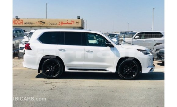 Buy Import Lexus LX White Car in Import - Dubai in Abia State Buy Import Lexus LX White Car in Import - Dubai in Abia State