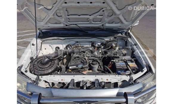 Acheter Import Voiture Toyota Fortuner Blanc à Import - Dubai, État d'Abia Acheter Import Voiture Toyota Fortuner Blanc à Import - Dubai, État d'Abia