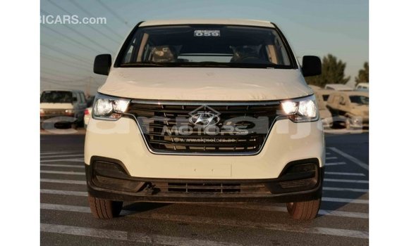 Buy Import Hyundai Accent White Car in Import - Dubai in Abia State Buy Import Hyundai Accent White Car in Import - Dubai in Abia State