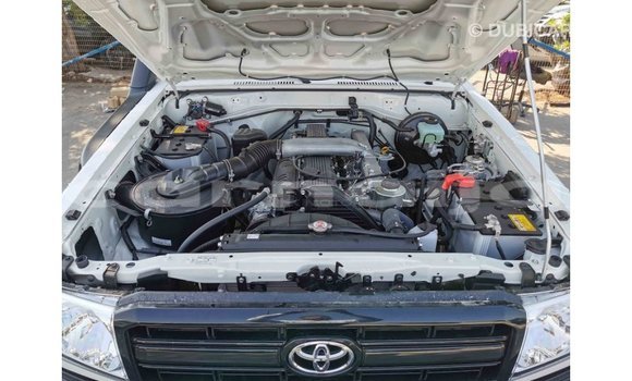 Buy Import Toyota Land Cruiser White Car in Import - Dubai in Abia State Buy Import Toyota Land Cruiser White Car in Import - Dubai in Abia State