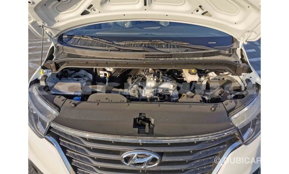 Acheter Import Voiture Hyundai Accent Blanc à Import - Dubai, État d'Abia Acheter Import Voiture Hyundai Accent Blanc à Import - Dubai, État d'Abia