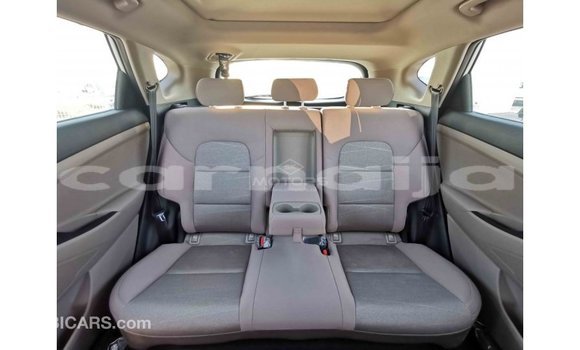 Acheter Import Voiture Hyundai Tucson Blanc à Import - Dubai, État d'Abia Acheter Import Voiture Hyundai Tucson Blanc à Import - Dubai, État d'Abia