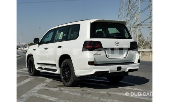 Acheter Import Voiture Toyota Land Cruiser Blanc à Import - Dubai, État d'Abia Acheter Import Voiture Toyota Land Cruiser Blanc à Import - Dubai, État d'Abia