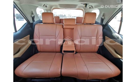 Acheter Import Voiture Toyota Fortuner Blanc à Import - Dubai, État d'Abia Acheter Import Voiture Toyota Fortuner Blanc à Import - Dubai, État d'Abia
