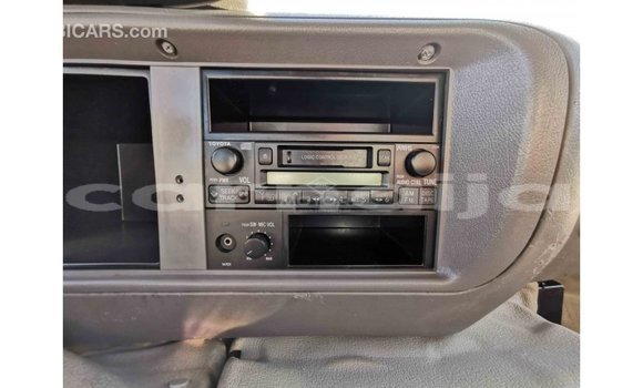 Acheter Import Voiture Toyota Coaster Blanc à Import - Dubai, État d'Abia Acheter Import Voiture Toyota Coaster Blanc à Import - Dubai, État d'Abia