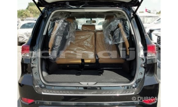 Acheter Import Voiture Toyota Fortuner Noir à Import - Dubai, État d'Abia Acheter Import Voiture Toyota Fortuner Noir à Import - Dubai, État d'Abia