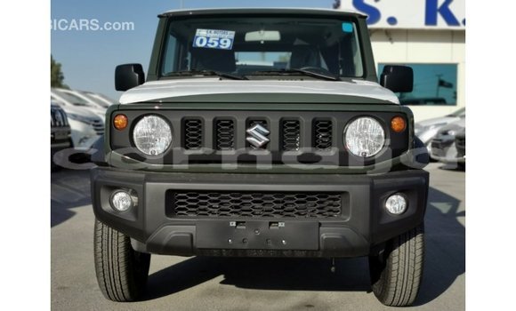 Acheter Import Voiture Suzuki Jimny Vert à Import - Dubai, État d'Abia Acheter Import Voiture Suzuki Jimny Vert à Import - Dubai, État d'Abia