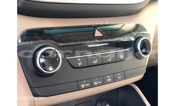 Buy Import Hyundai Tucson White Car in Import - Dubai in Abia State Buy Import Hyundai Tucson White Car in Import - Dubai in Abia State