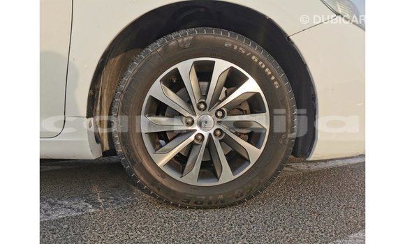 Acheter Import Voiture Toyota Camry Blanc à Import - Dubai, État d'Abia Acheter Import Voiture Toyota Camry Blanc à Import - Dubai, État d'Abia