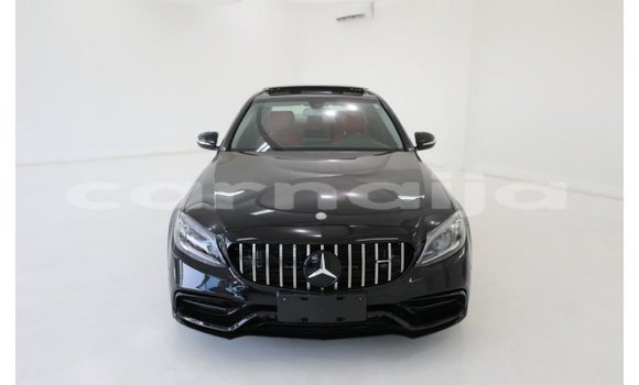 Acheter Import Utilitaire Mercedes‒Benz 1117 Noir à Import - Dubai, État d'Abia Acheter Import Utilitaire Mercedes‒Benz 1117 Noir à Import - Dubai, État d'Abia