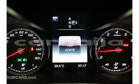 Acheter Import Utilitaire Mercedes‒Benz 1117 Noir à Import - Dubai, État d'Abia Acheter Import Utilitaire Mercedes‒Benz 1117 Noir à Import - Dubai, État d'Abia