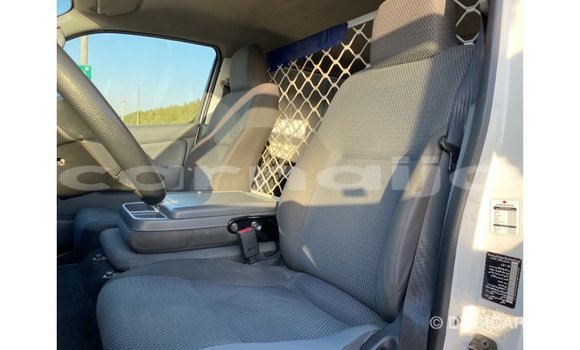 Acheter Import Voiture Nissan Urvan Blanc à Import - Dubai, État d'Abia Acheter Import Voiture Nissan Urvan Blanc à Import - Dubai, État d'Abia