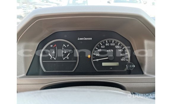 Buy Import Toyota Land Cruiser White Car in Import - Dubai in Abia State Buy Import Toyota Land Cruiser White Car in Import - Dubai in Abia State