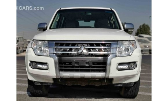 Buy Import Mitsubishi Pajero White Car in Import - Dubai in Abia State Buy Import Mitsubishi Pajero White Car in Import - Dubai in Abia State