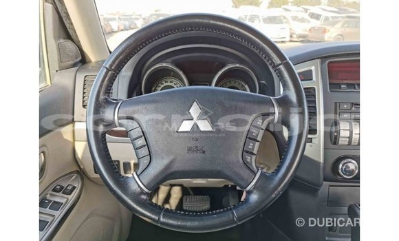 Buy Import Mitsubishi Pajero White Car in Import - Dubai in Abia State Buy Import Mitsubishi Pajero White Car in Import - Dubai in Abia State
