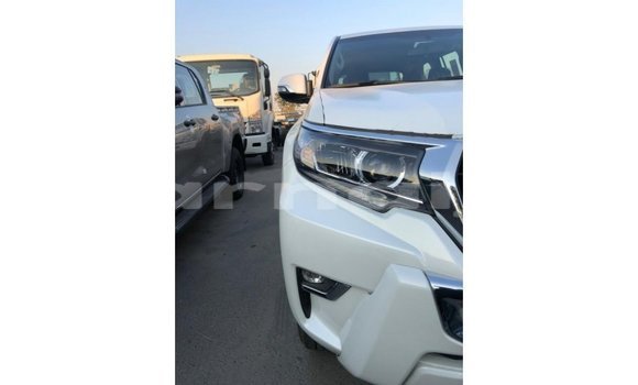 Acheter Import Voiture Toyota Land Cruiser Blanc à Import - Dubai, État d'Abia Acheter Import Voiture Toyota Land Cruiser Blanc à Import - Dubai, État d'Abia