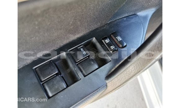 Acheter Import Voiture Toyota Corolla Blanc à Import - Dubai, État d'Abia Acheter Import Voiture Toyota Corolla Blanc à Import - Dubai, État d'Abia