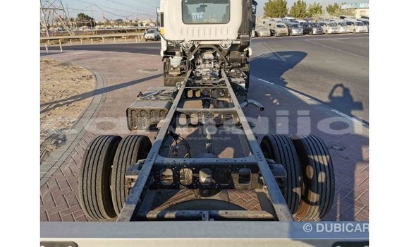 Acheter Import Voiture Isuzu Rodeo Blanc à Import - Dubai, État d'Abia Acheter Import Voiture Isuzu Rodeo Blanc à Import - Dubai, État d'Abia