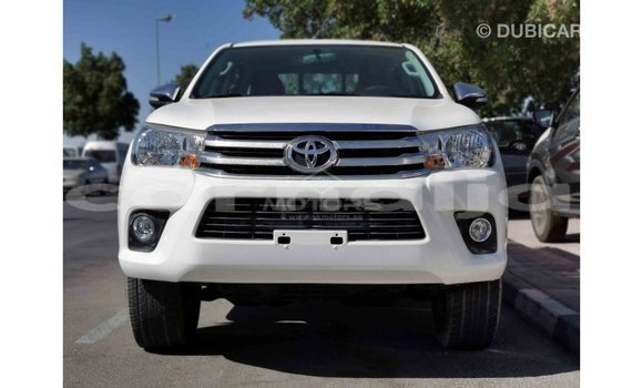 Buy Import Toyota Hilux White Car in Import - Dubai in Abia State Buy Import Toyota Hilux White Car in Import - Dubai in Abia State